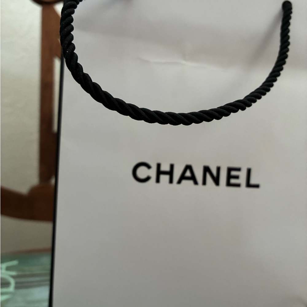 CHANEL White Shopping Gift Bag with Black Handle